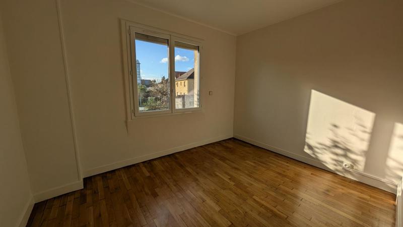 Maison - 76 m² - 4 pièces