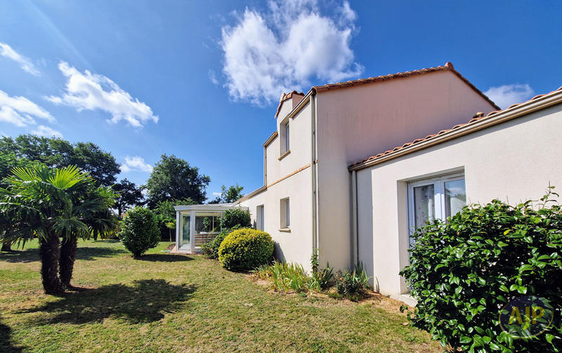 Maison - 145 m² - 6 pièces
