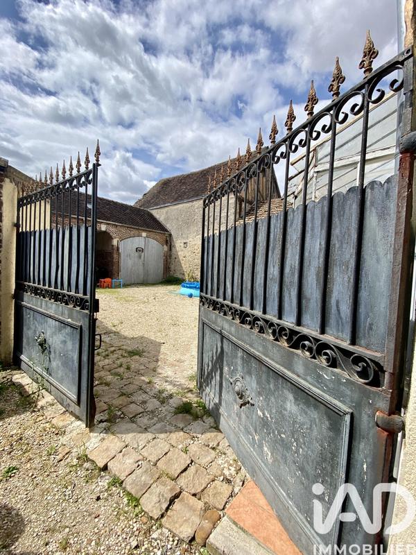 Maison de village - 193 m² - 8 pièces