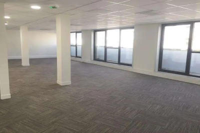 Bureau - 1 419 m²