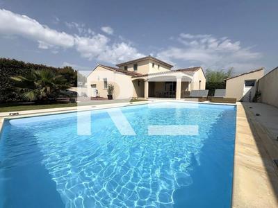 Villa - 165 m² - 6 pièces
