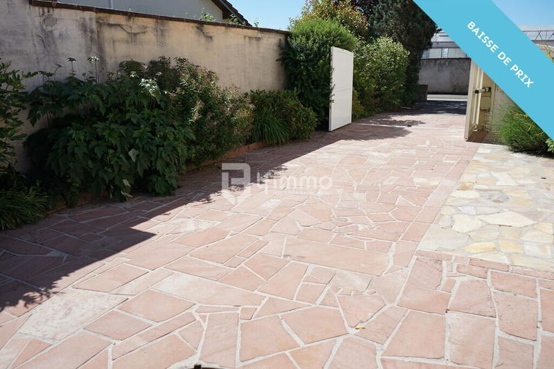 Villa - 500 m² - 12 pièces