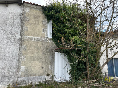 Maison - 80 m² - 3 pièces