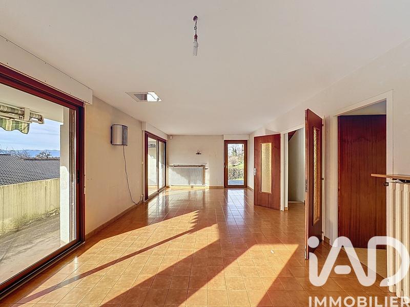 Maison - 102 m² - 4 pièces