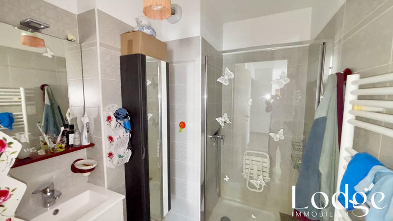 Appartement - 77 m² - 4 pièces