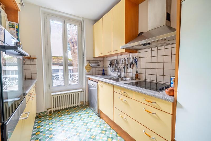 Maison - 180 m² - 7 pièces