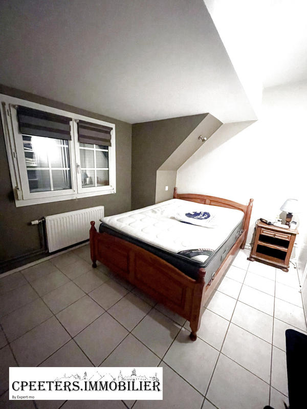 Maison - 93 m² - 4 pièces