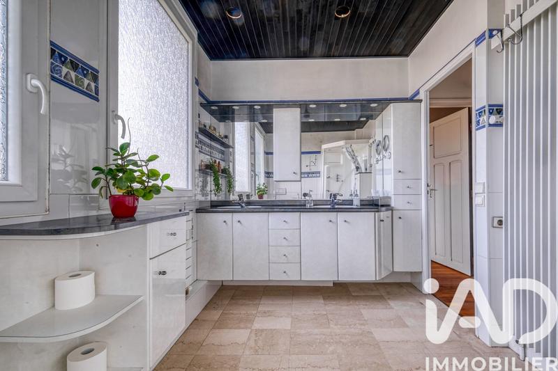 Maison - 170 m² - 6 pièces