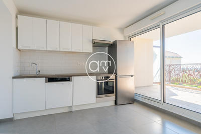 Appartement - 76 m² - 4 pièces