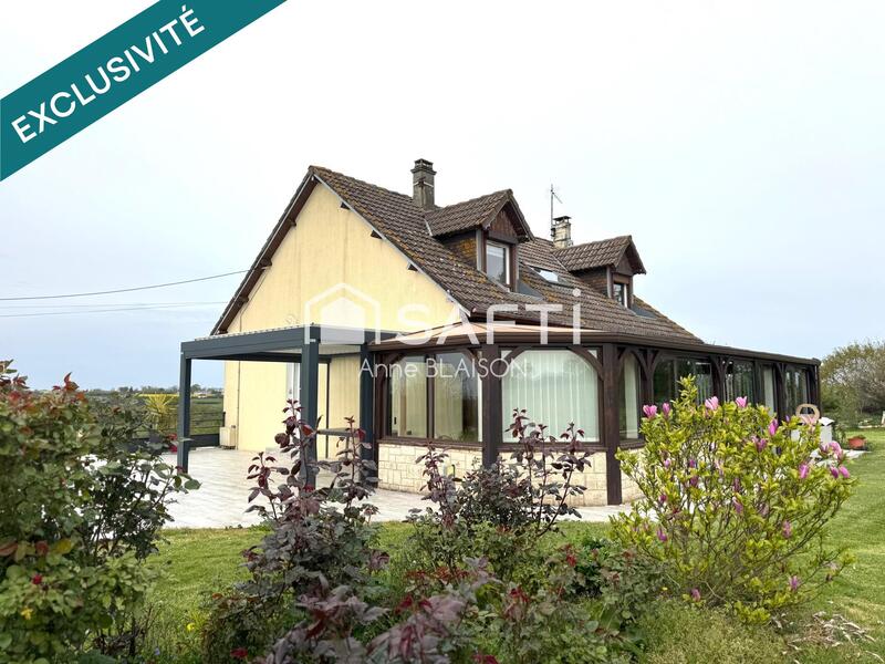 Maison - 176 m² - 9 pièces