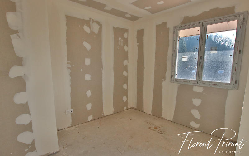 Maison - 111 m² - 6 pièces