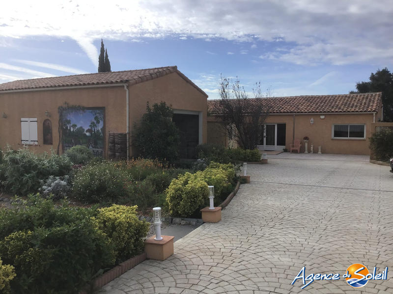 Villa - 274 m² - 5 pièces