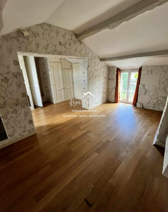 Maison - 155 m² - 7 pièces