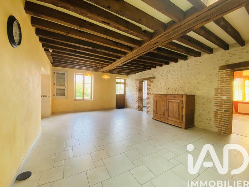 Maison - 245 m² - 8 pièces