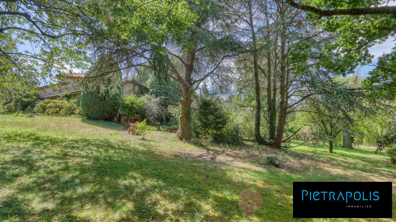 Maison - 201 m² - 6 pièces