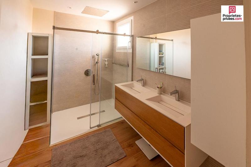 Villa - 140 m² - 4 pièces