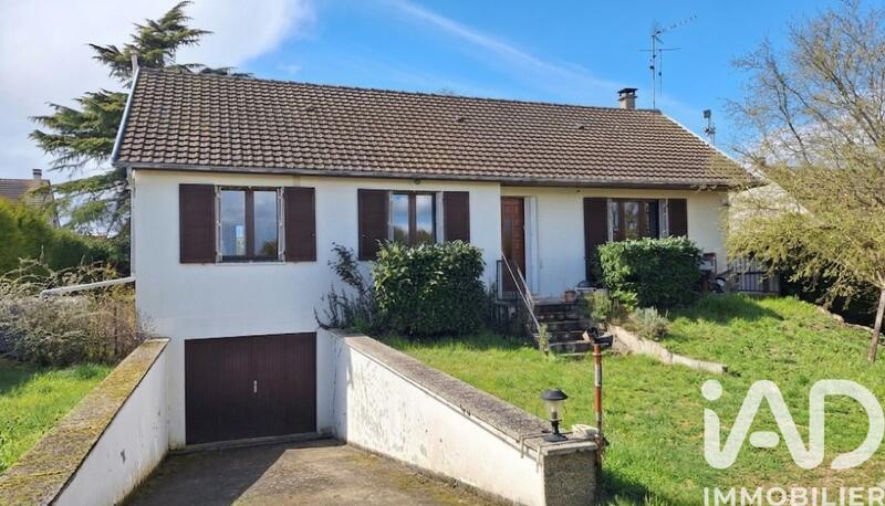 Maison - 90 m² - 4 pièces