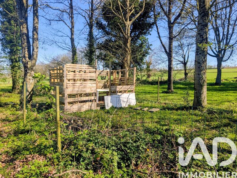 Maison - 180 m² - 6 pièces