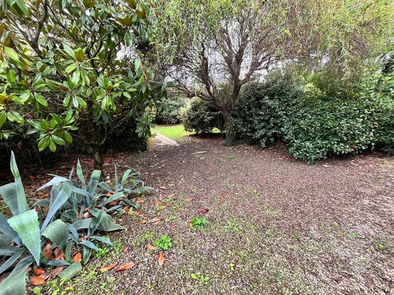 Maison - 220 m² - 10 pièces