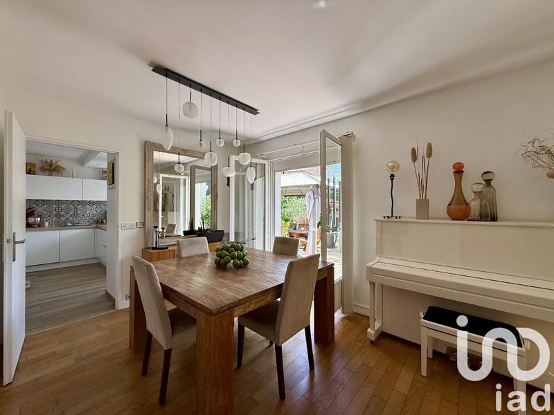 Maison - 127 m² - 6 pièces