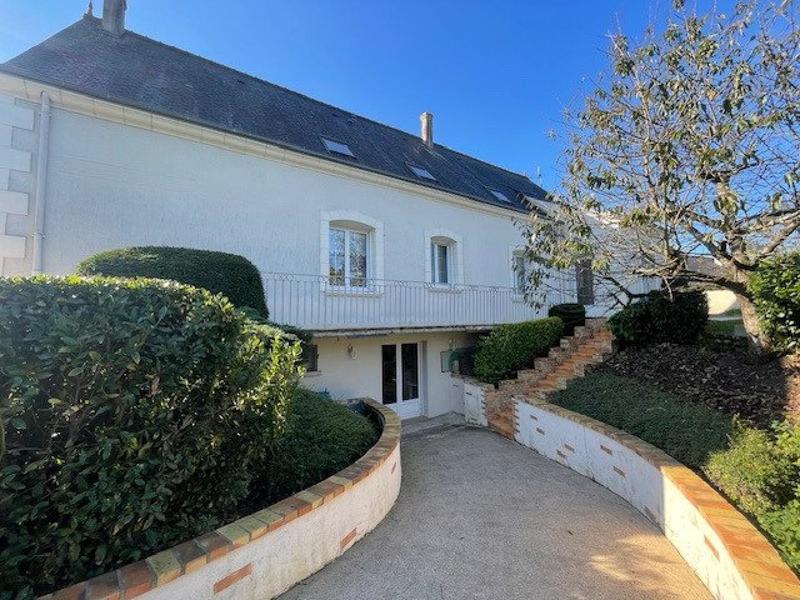 Maison - 185 m² - 7 pièces