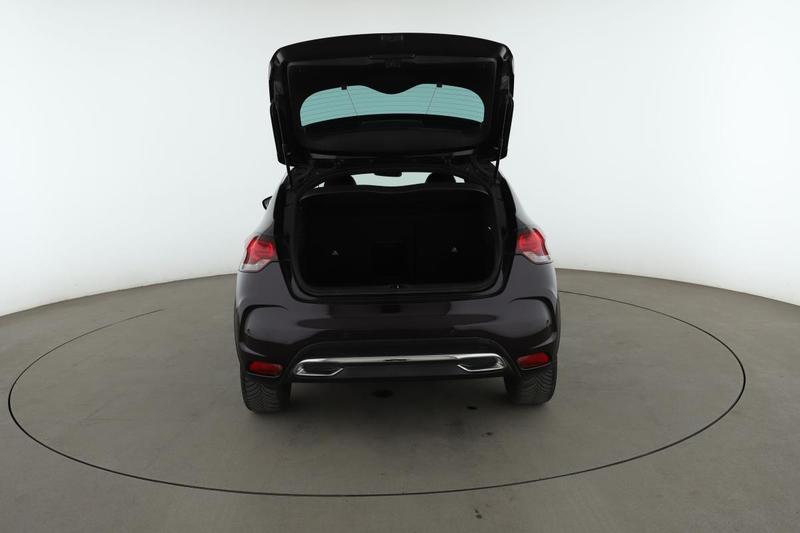 Ds Ds 4 Crossback 1.6 Blue-HDi Sport Chic Eat6 120 ch