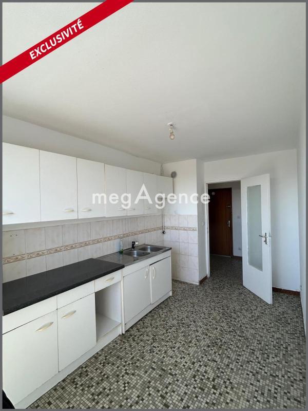 Appartement - 80 m² - 3 pièces