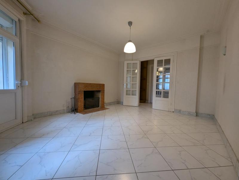 Appartement - 136 m² - 7 pièces