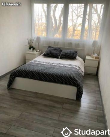 Chambre - 12 m² - 1 pièce