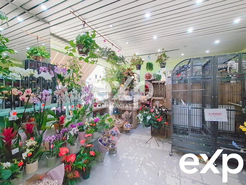 Fonds de commerce - Local commercial - 114 m²