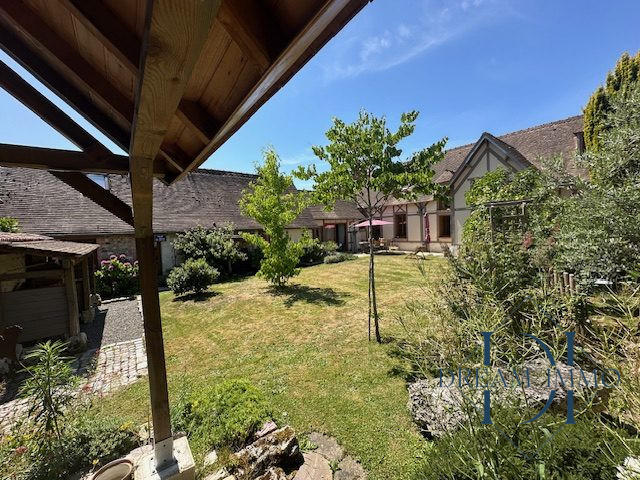 Maison ancienne - 240 m² - 10 pièces