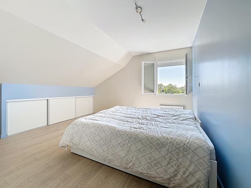 Villa - 256 m² - 9 pièces