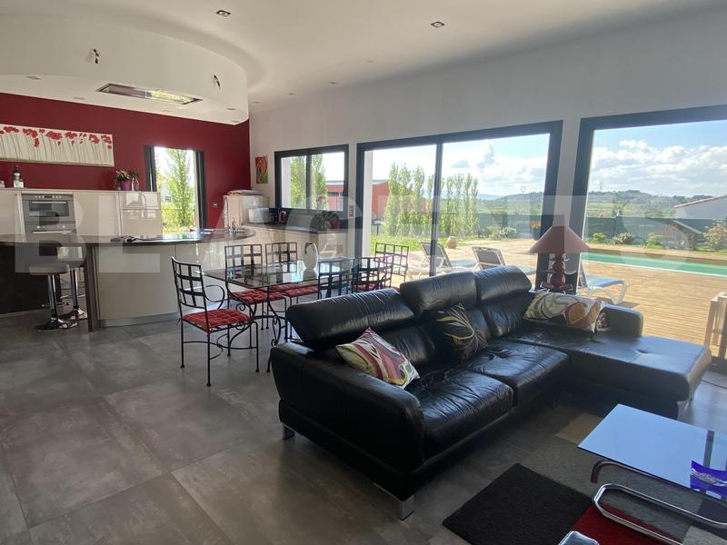 Villa - 182 m² - 5 pièces