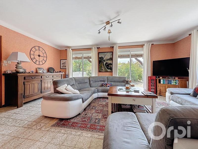 Maison - 180 m² - 7 pièces