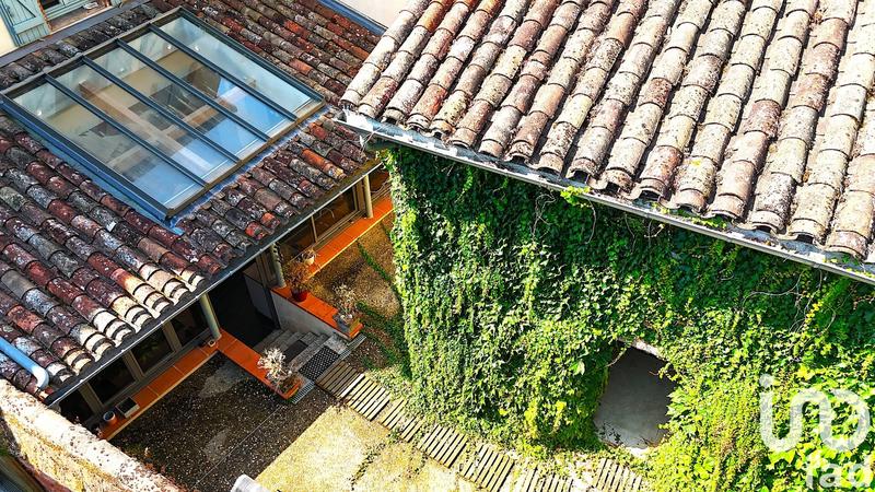 Maison de maîtres - 200 m² - 6 pièces