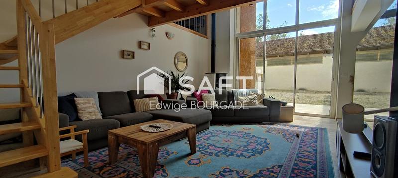 Maison - 230 m² - 12 pièces