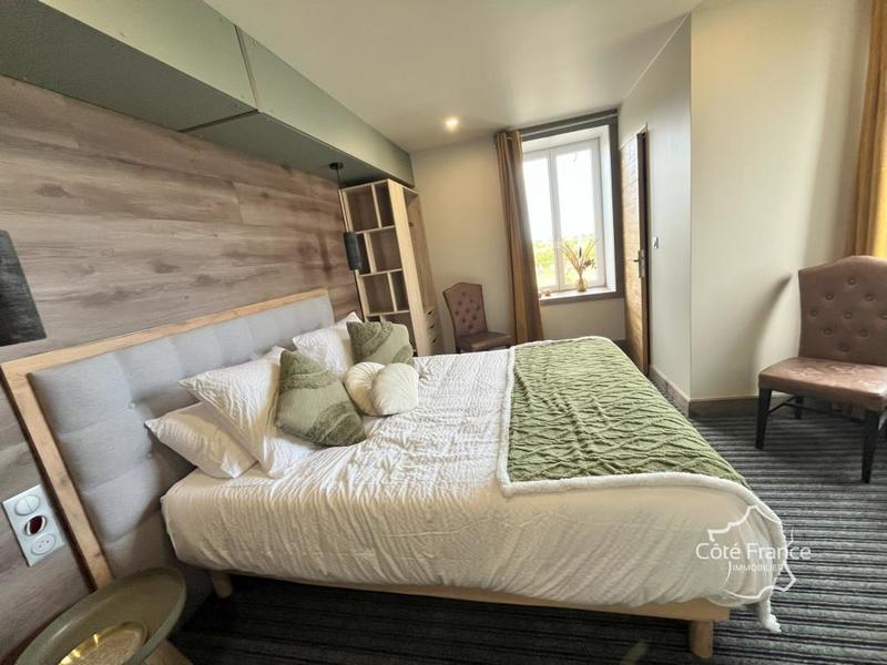 Maison chambre d'hôtes - 426 m² - 13 pièces