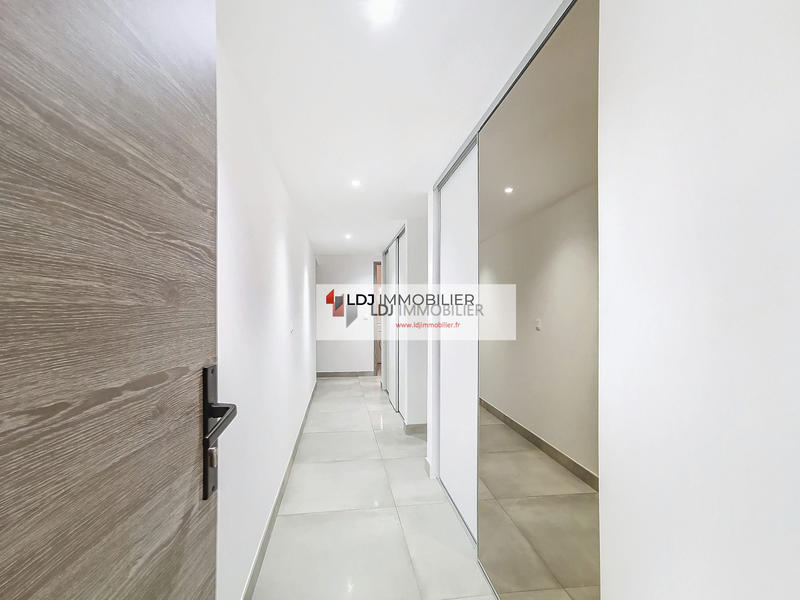 Villa - 378 m² - 10 pièces