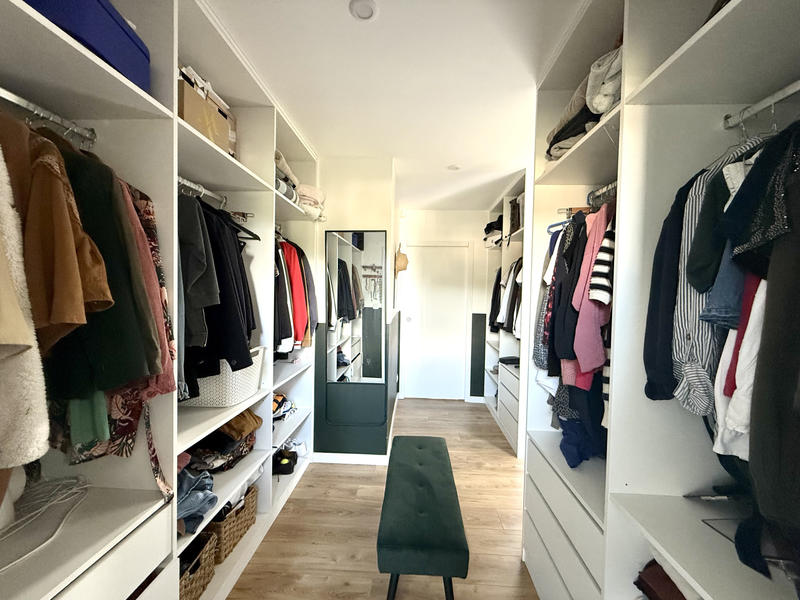 Maison - 223 m² - 8 pièces