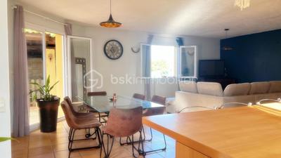 Maison traditionnelle - 108 m² - 5 pièces