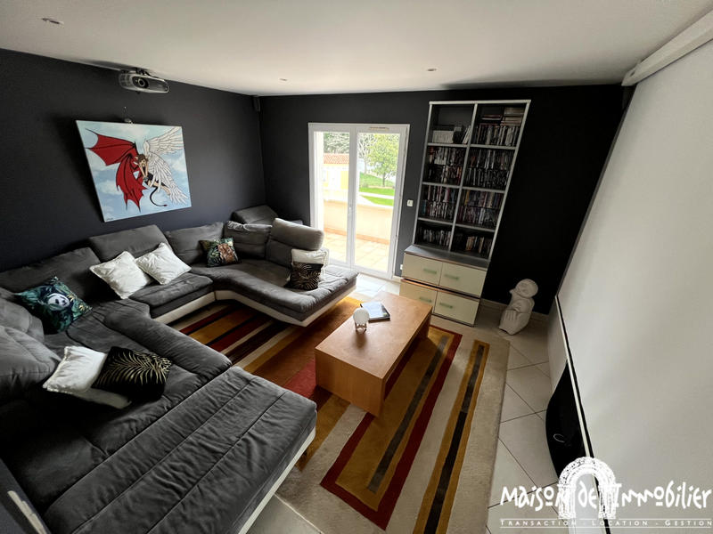 Maison - 321 m² - 10 pièces