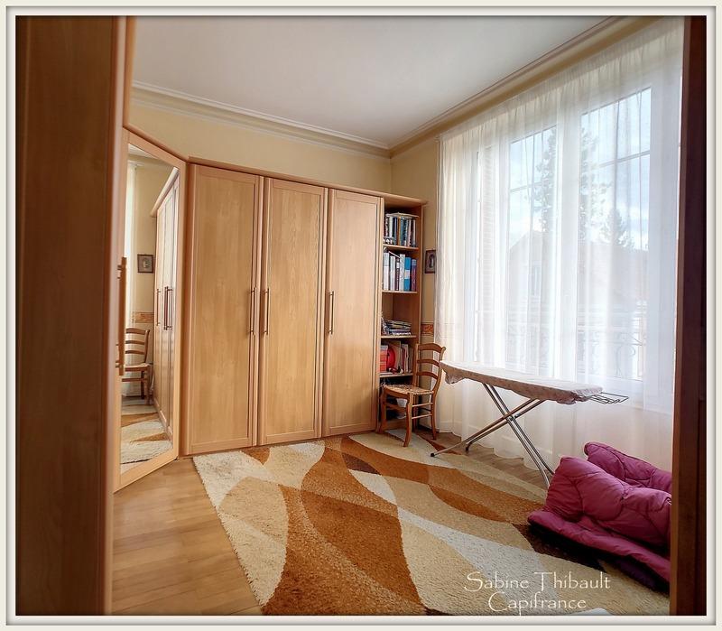 Maison - 196 m² - 7 pièces