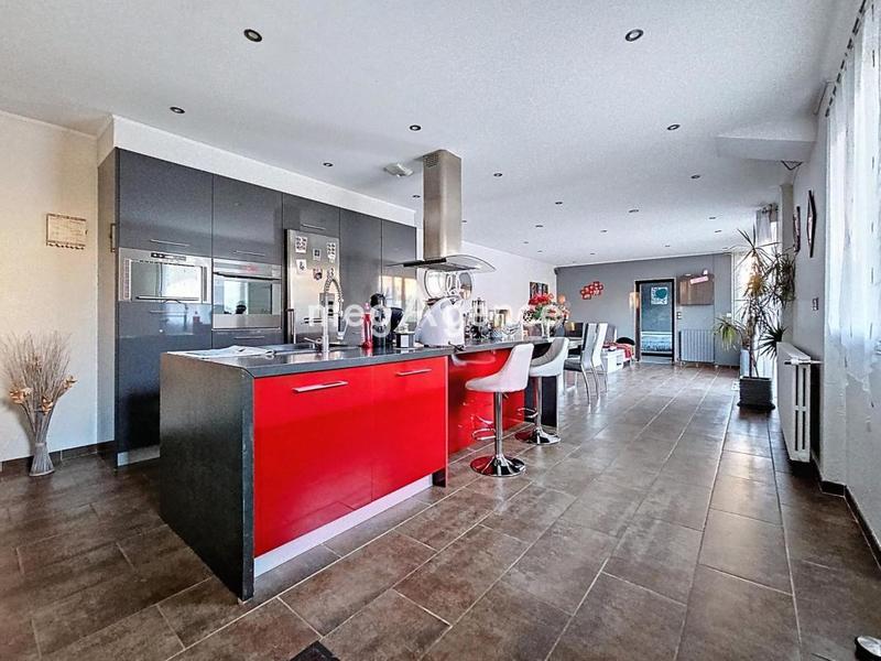 Maison - 84 m² - 4 pièces