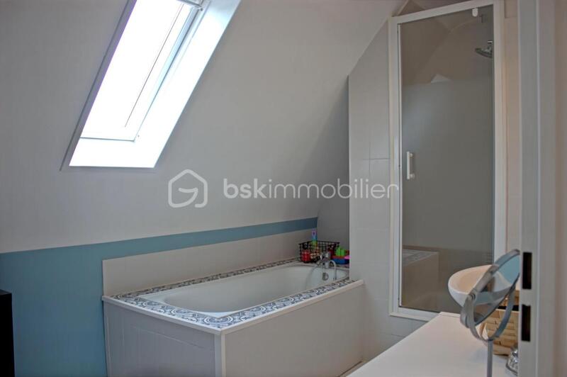 Maison - 84 m² - 4 pièces