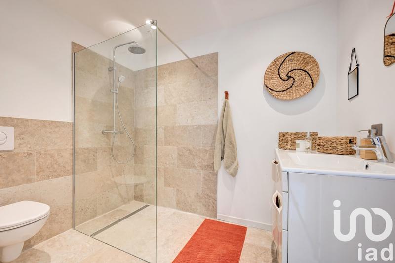 Maison - 288 m² - 8 pièces