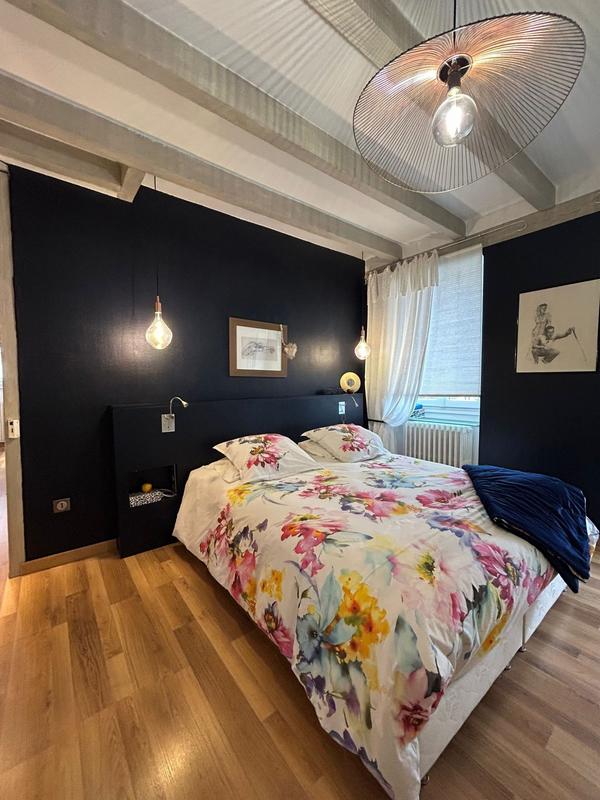 Maison - 200 m² - 8 pièces