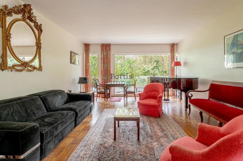 Appartement - 161 m² - 6 pièces