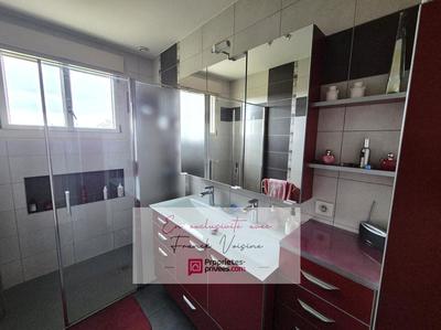 Maison - 109 m² - 7 pièces