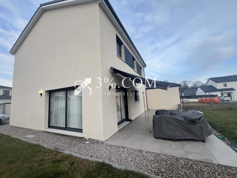 Maison - 121 m² - 5 pièces