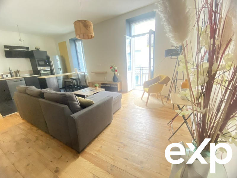 Appartement - 84 m² - 4 pièces